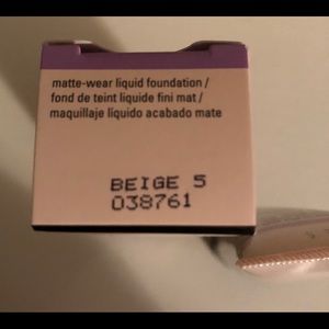 Mary Kay Other - Beige 1- Timewise matte-wear liquid Foundation Mary Kay Other - Beige 1- Timewise matte-wear liquid Foundation
